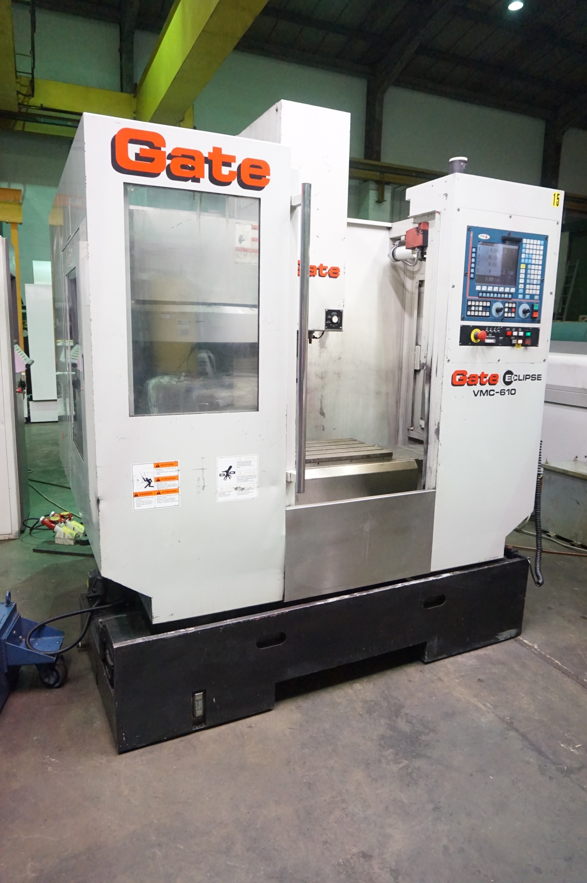 GATE VMC 610  2003